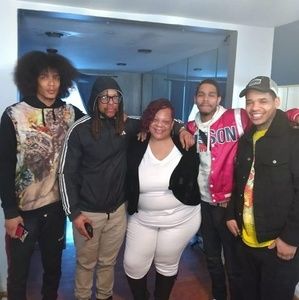 Meet your Posher, Tonja